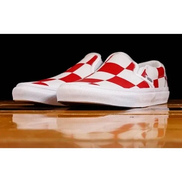 Vans Leather Red White Check Classic Slip-On Shoes Mens 13 New Fast Ship - Picture 1 of 12